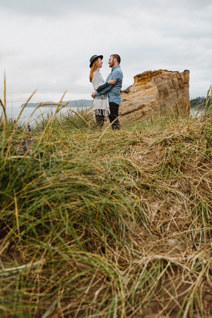 Cape Kiwanda couple session