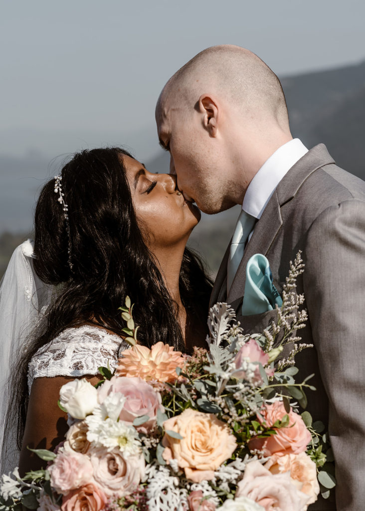 Columbia River Gorge Wedding 