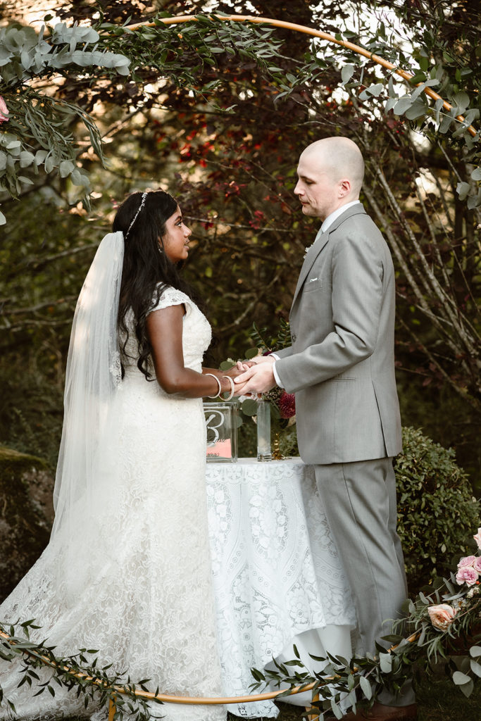 Columbia river gorge wedding 