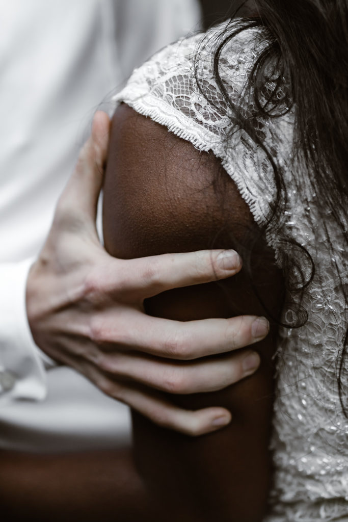 Columbia River Gorge waterfall wedding