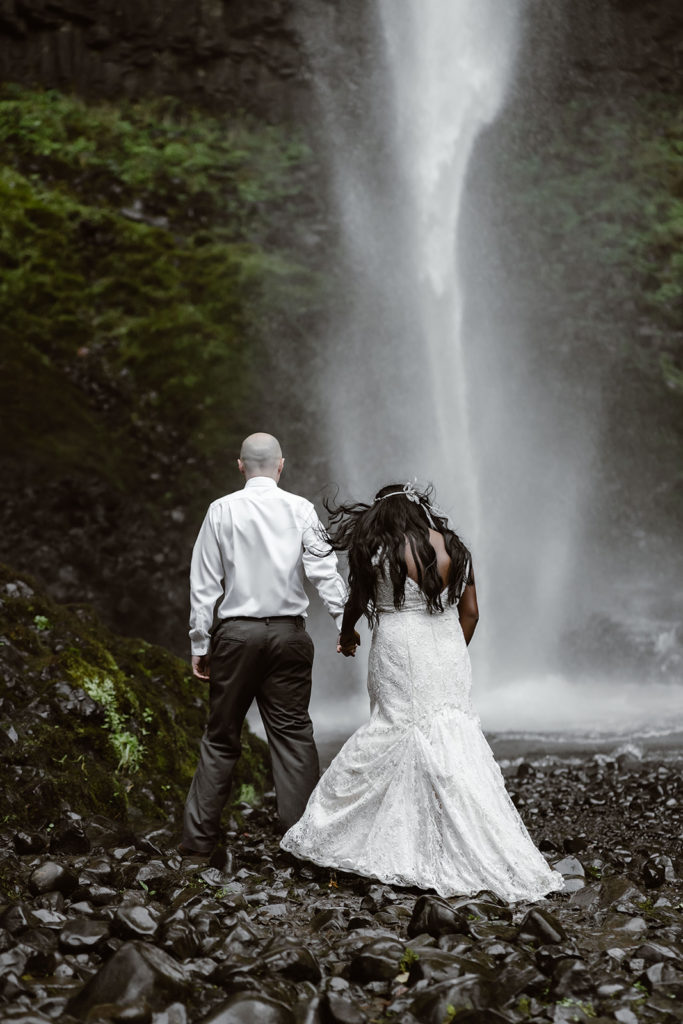 Columbia River Gorge wedding 
