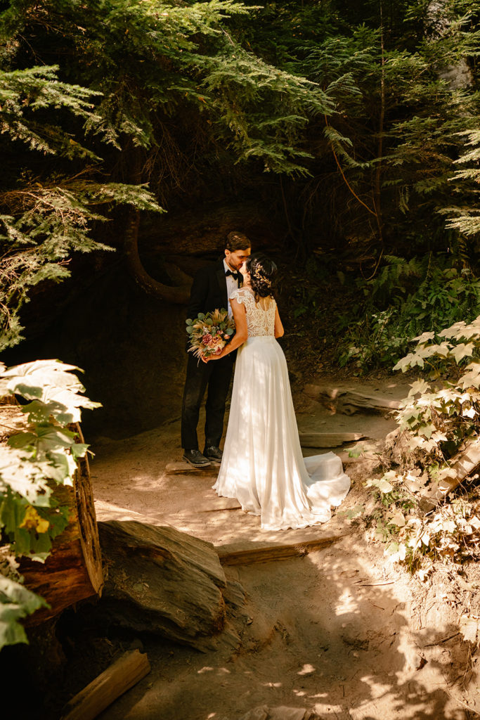 woodsy elopement inspiration