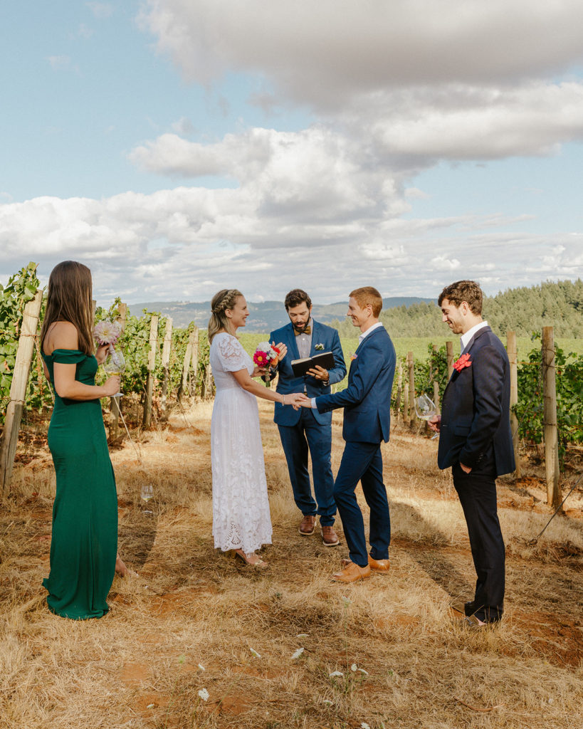 Oregon winery elopement